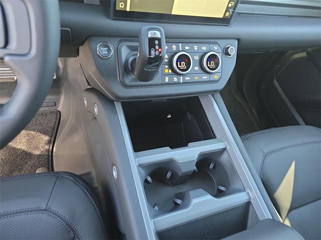 Photo of 2025 Grey Land Rover Defender