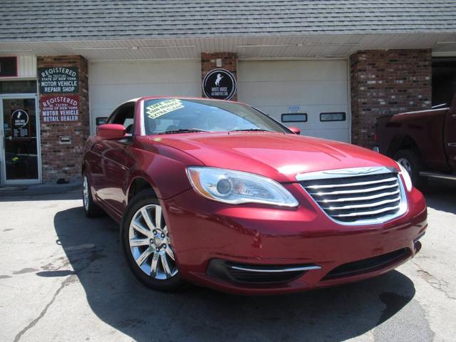 2011 Chrysler 200