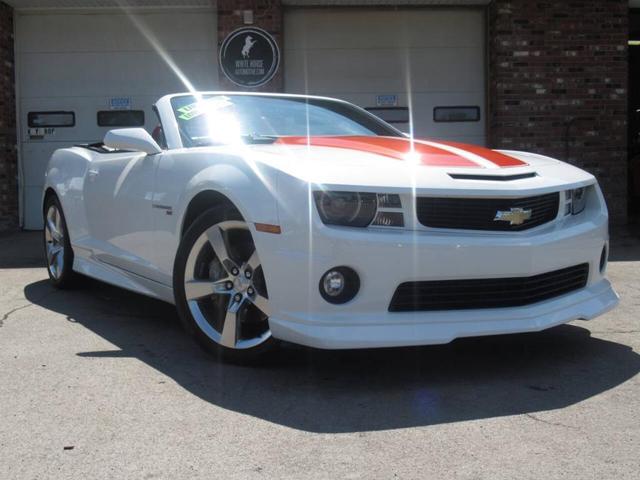 Photo of 2011 Summit White Chevrolet Camaro