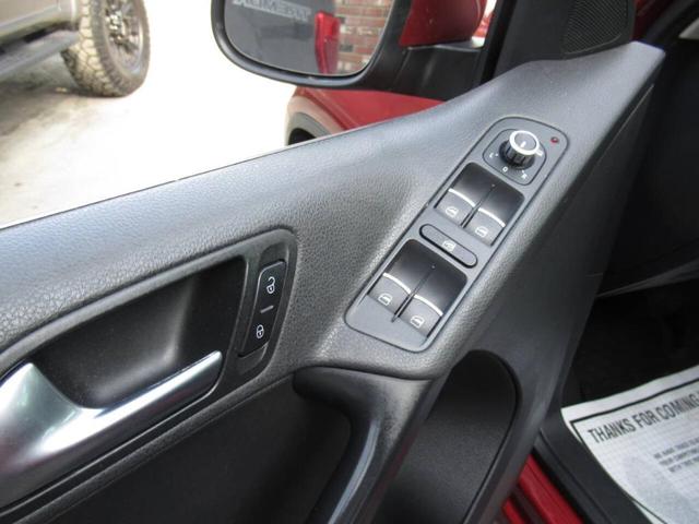 Photo of 2015 Kings Red Metallic Volkswagen Tiguan