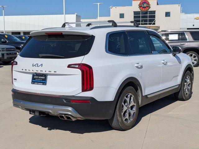 Photo of 2022 Glacial White Pearl Kia Telluride