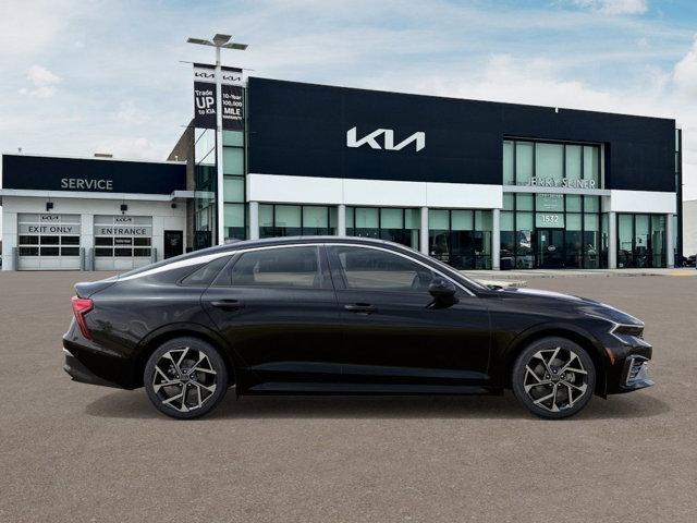 Photo of 2026 Aurora Black Pearl Kia K5