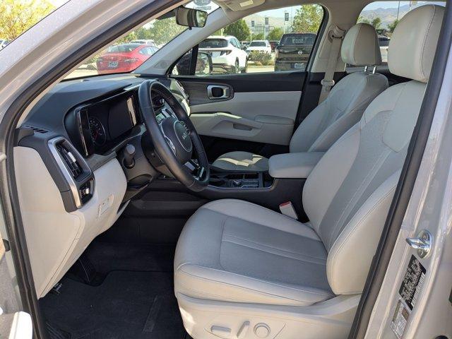 Photo of 2022 Wolf Gray Kia Sorento