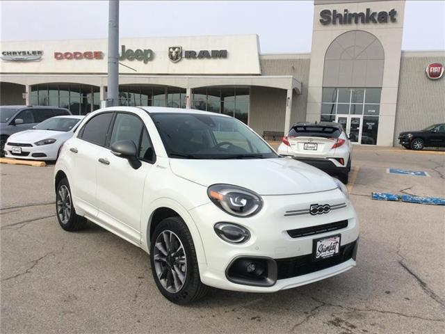 Photo of 2023 Bianco Gelato FIAT 500X