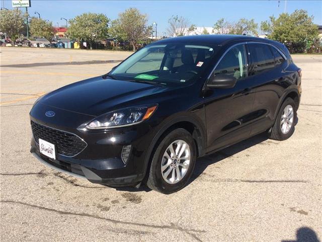 Photo of 2022 Agate Black Ford Escape