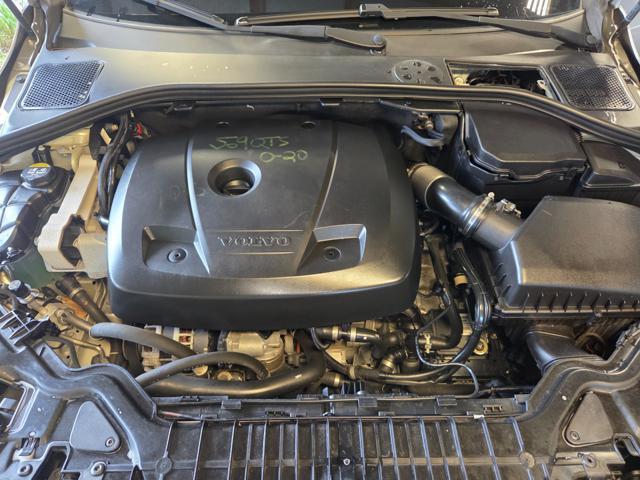 Photo of 2018 Bright Silver Metallic Volvo V60 Cross Country