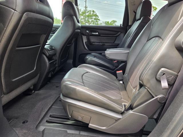 Photo of 2017 Tungsten Metallic Chevrolet Traverse