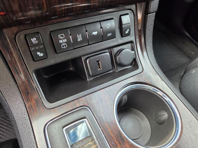 Photo of 2017 Tungsten Metallic Chevrolet Traverse