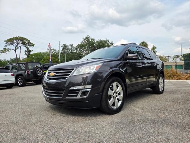 Photo of 2017 Tungsten Metallic Chevrolet Traverse