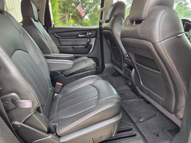 Photo of 2017 Tungsten Metallic Chevrolet Traverse