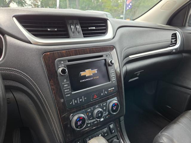 Photo of 2017 Tungsten Metallic Chevrolet Traverse