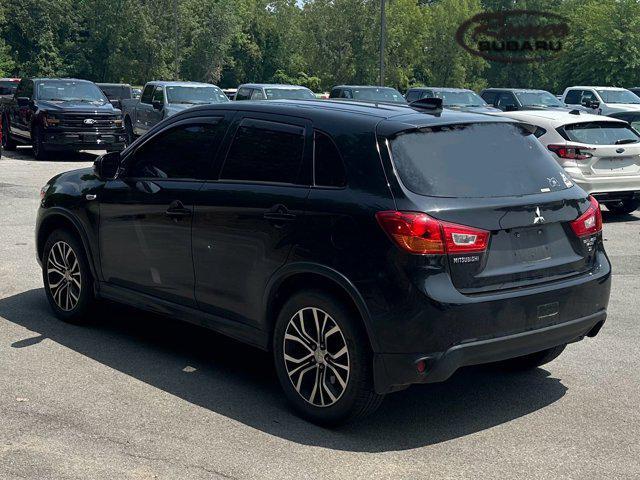 Photo of 2017 Labrador Black Pearl Mitsubishi Outlander Sport