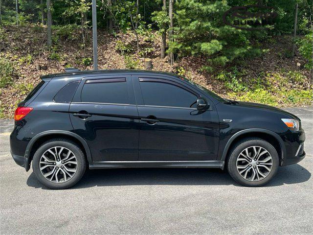 Photo of 2017 Labrador Black Pearl Mitsubishi Outlander Sport