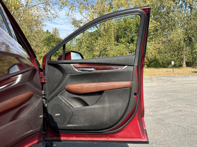 Photo of 2019 Red Horizon Tintcoat Cadillac XT5
