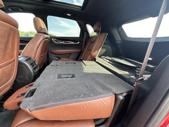 Photo of 2019 Red Horizon Tintcoat Cadillac XT5