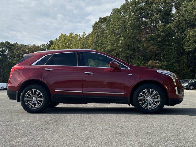Photo of 2019 Red Horizon Tintcoat Cadillac XT5