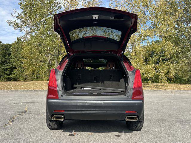 Photo of 2019 Red Horizon Tintcoat Cadillac XT5