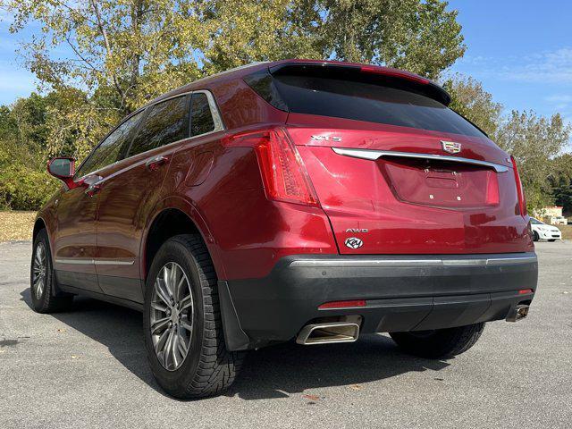 Photo of 2019 Red Horizon Tintcoat Cadillac XT5