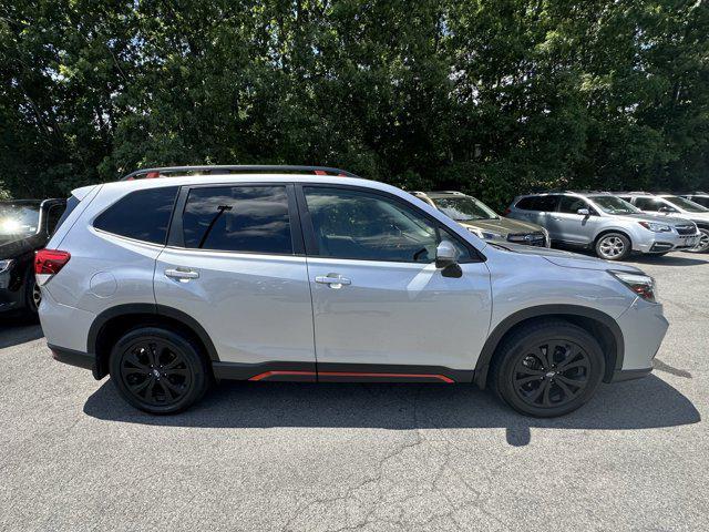 Photo of 2020 Ice Silver Metallic Subaru Forester