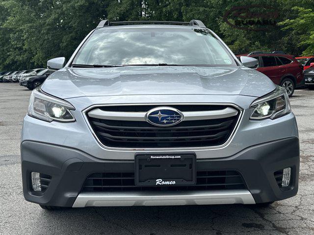 Photo of 2022 Ice Silver Metallic Subaru Outback