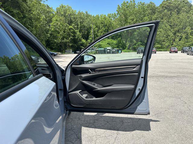 Photo of 2022 Sonic Gray Pearl Honda Accord