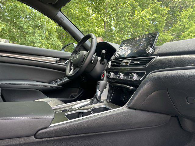 Photo of 2022 Sonic Gray Pearl Honda Accord