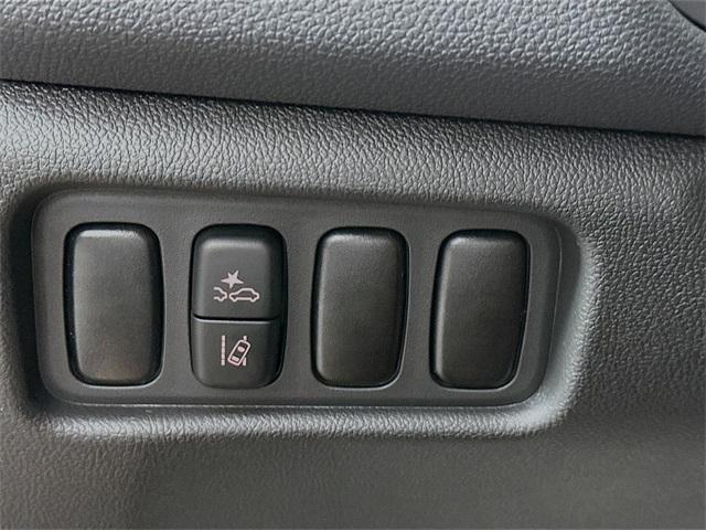 Photo of 2025 Labrador Black Pearl Mitsubishi Outlander Sport