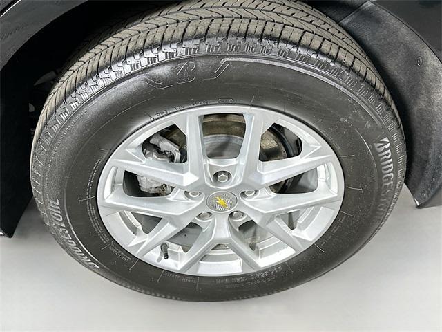Photo of 2022 Mosaic Black Metallic Chevrolet Equinox