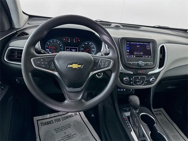 Photo of 2022 Mosaic Black Metallic Chevrolet Equinox