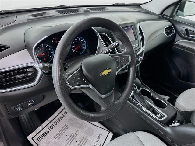 Photo of 2022 Mosaic Black Metallic Chevrolet Equinox