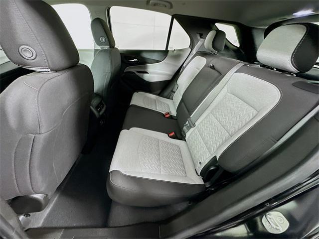 Photo of 2022 Mosaic Black Metallic Chevrolet Equinox
