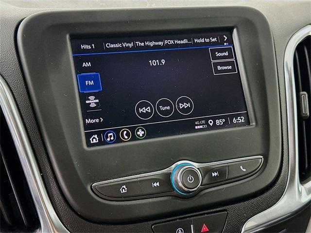 Photo of 2022 Mosaic Black Metallic Chevrolet Equinox