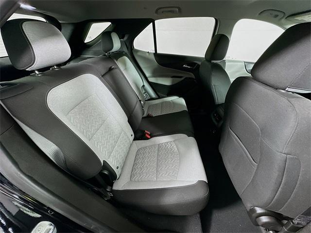 Photo of 2022 Mosaic Black Metallic Chevrolet Equinox
