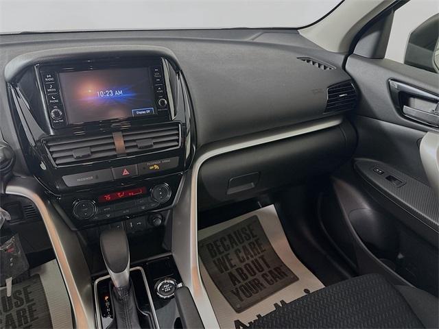Photo of 2025 Labrador Black Pearl Mitsubishi Eclipse Cross