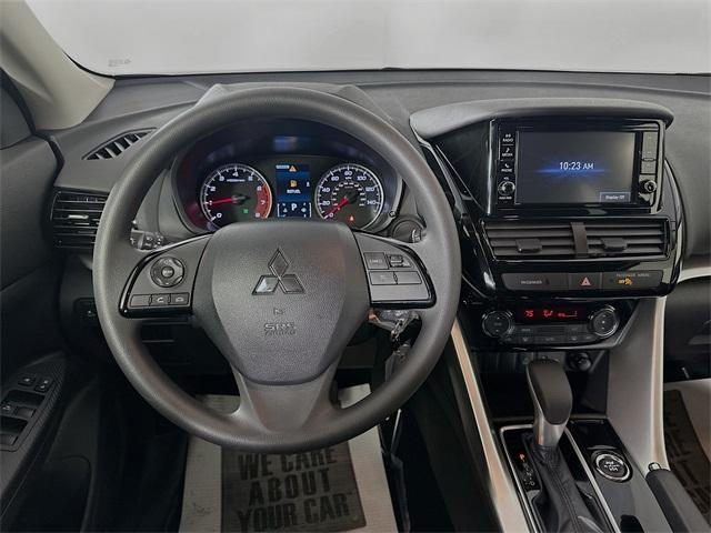 Photo of 2025 Labrador Black Pearl Mitsubishi Eclipse Cross