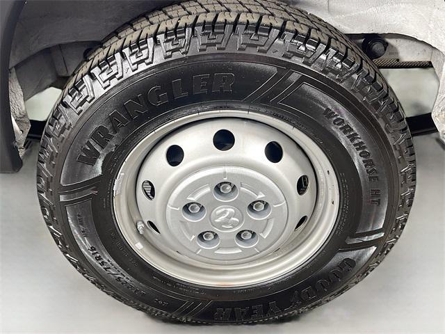 Photo of 2019 Bright White Clearcoat RAM ProMaster 1500