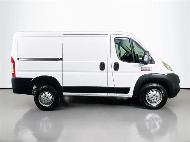 Photo of 2019 Bright White Clearcoat RAM ProMaster 1500