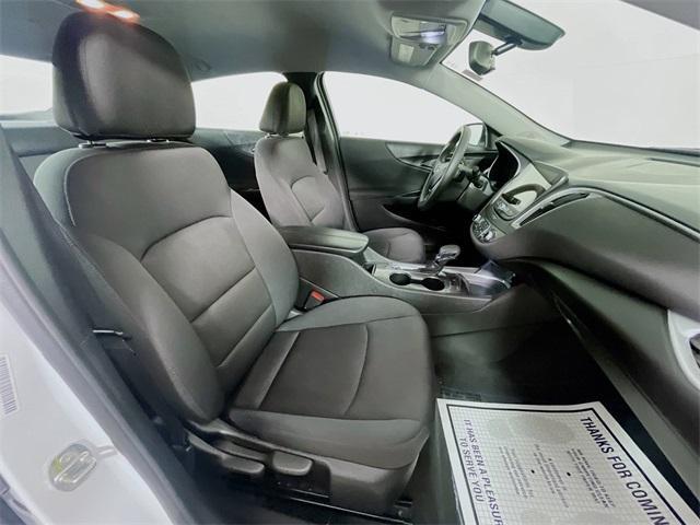 Photo of 2022 Summit White Chevrolet Malibu