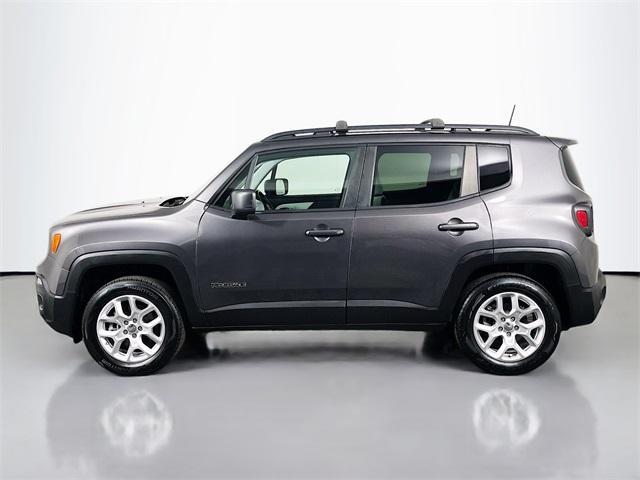 Photo of 2018 Granite Crystal Clearcoat Metallic Jeep Renegade