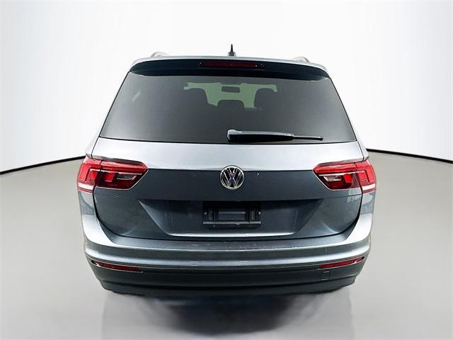Photo of 2020 Platinum Gray Metallic Volkswagen Tiguan