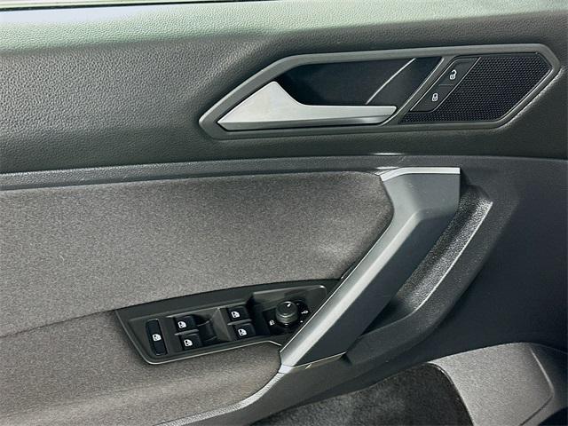 Photo of 2020 Platinum Gray Metallic Volkswagen Tiguan