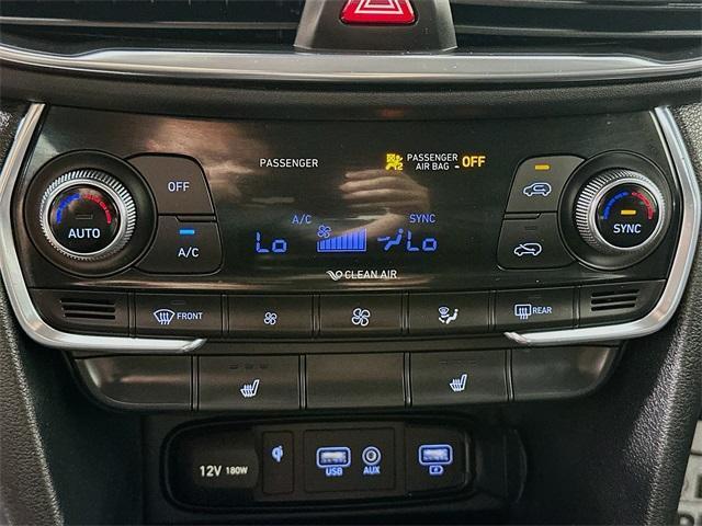 Photo of 2020 Quartz White Hyundai SANTA FE