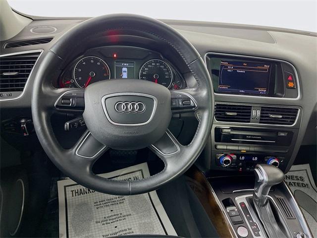 Photo of 2016 Florett Silver Metallic Audi Q5