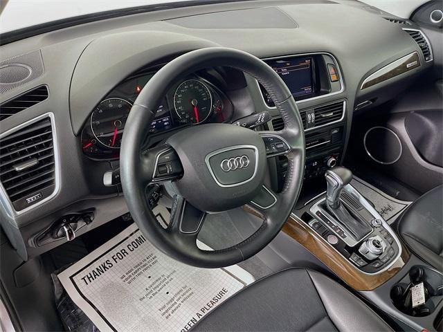 Photo of 2016 Florett Silver Metallic Audi Q5
