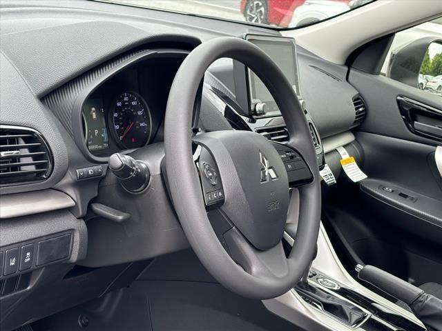Photo of 2024 Diamond White Mitsubishi Eclipse Cross