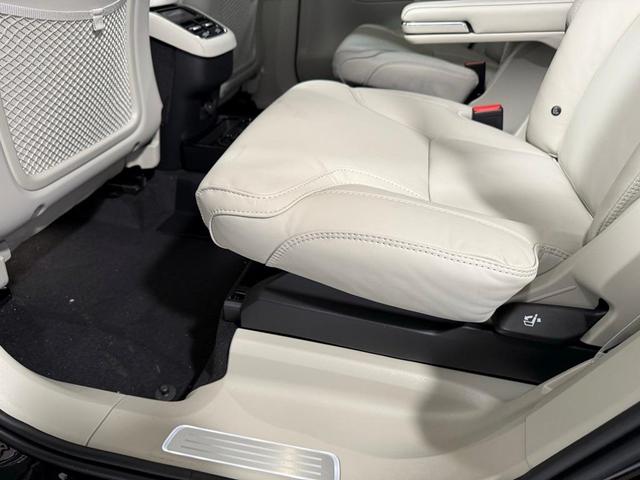 Photo of 2026 Onyx Black Volvo XC90
