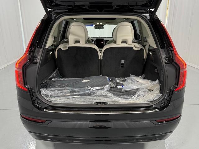 Photo of 2026 Onyx Black Volvo XC90