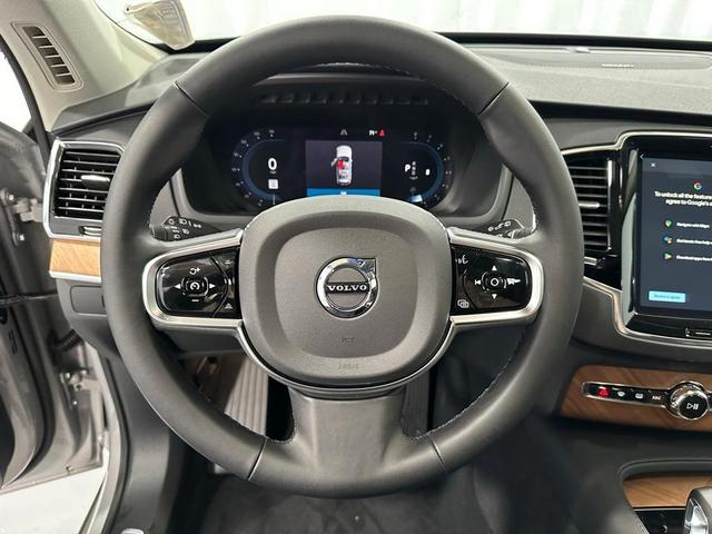 Photo of 2025 Silver Volvo XC90