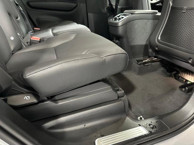 Photo of 2025 Silver Volvo XC90