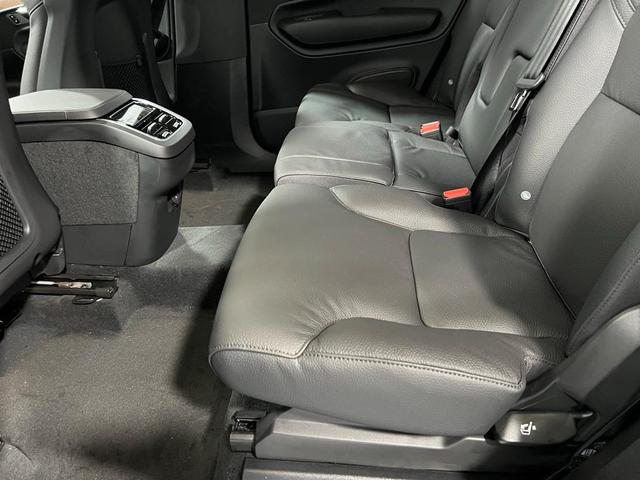 Photo of 2025 Blue Volvo XC90